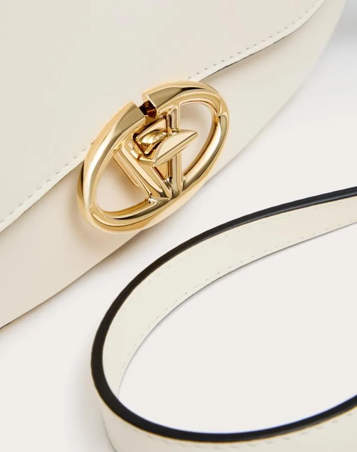 Valentino Shoulder Bags Woman Small Valentino Garavani Ohval Shoulder Bag In Nappa Calfskin For Woman In Ivory Ivory Valentino Shoulder Bags Woman Small Valentino Garavani Ohval Shoulder Bag In Nappa Calfskin For Woman In Ivory Ivory