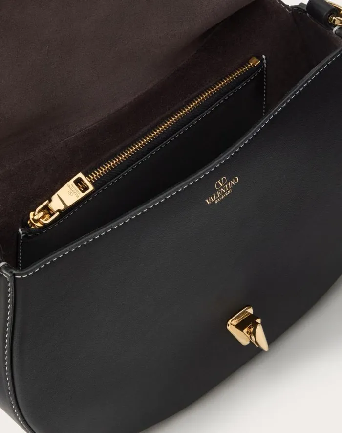 Valentino Shoulder Bags Woman Small Valentino Garavani Ohval Shoulder Bag In Nappa Calfskin For Woman In Ivory Ivory Valentino Shoulder Bags Woman Small Valentino Garavani Ohval Shoulder Bag In Nappa Calfskin For Woman In Ivory Ivory