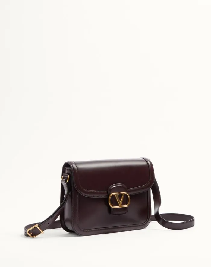 Valentino Shoulder Bags Woman Valentino Garavani 9to5 Smooth Calfskin Shoulder Bag For Woman In Beige Beige Valentino Shoulder Bags Woman Valentino Garavani 9to5 Smooth Calfskin Shoulder Bag For Woman In Beige Beige