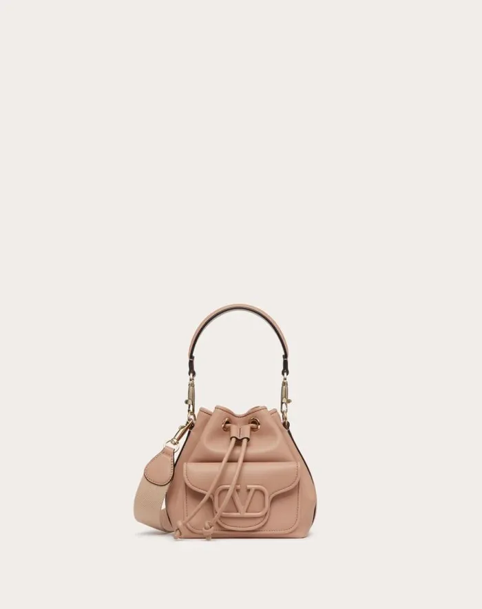 Valentino Shoulder Bags Woman Valentino Garavani Loc Calfskin Bucket Bag For Woman In Ivory Ivory Valentino Shoulder Bags Woman Valentino Garavani Loc Calfskin Bucket Bag For Woman In Ivory Ivory