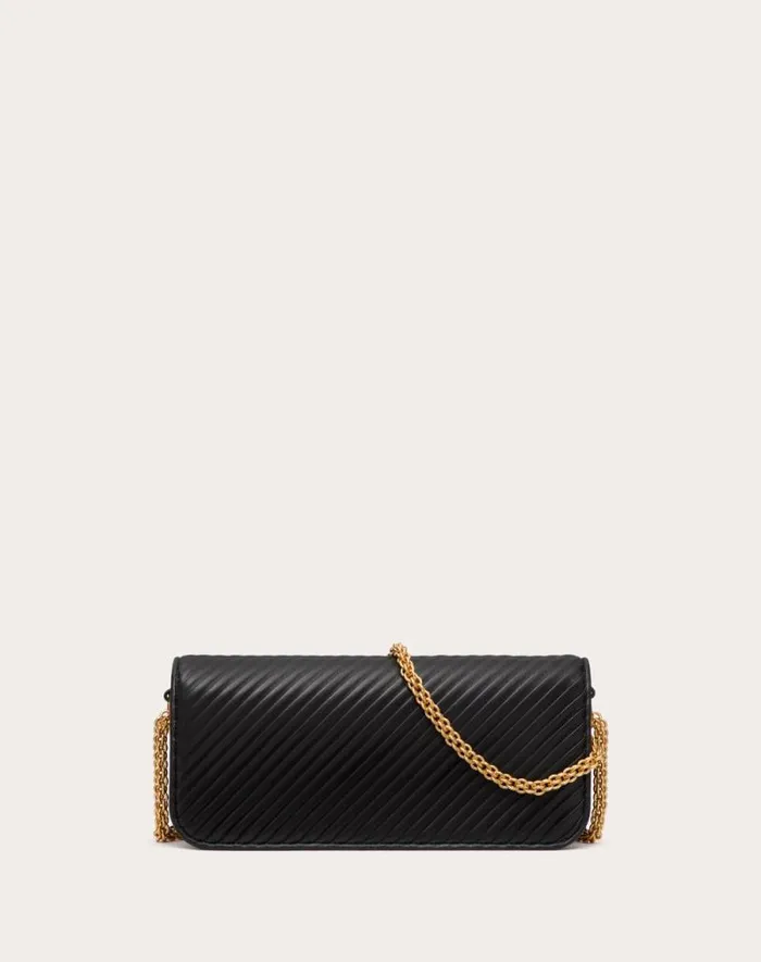 Valentino Shoulder Bags Woman Valentino Garavani Loc Shoulder Bag In Pleated Nappa For Woman In Ivory Ivory Valentino Shoulder Bags Woman Valentino Garavani Loc Shoulder Bag In Pleated Nappa For Woman In Ivory Ivory