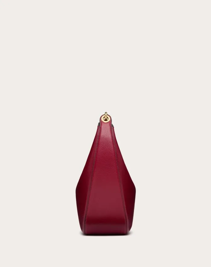 Valentino Shoulder Bags Woman Vlogo Moon Medium Grainy Calfskin Hobo Bag With Chain For Woman In Clay Clay Valentino Shoulder Bags Woman Vlogo Moon Medium Grainy Calfskin Hobo Bag With Chain For Woman In Clay Clay