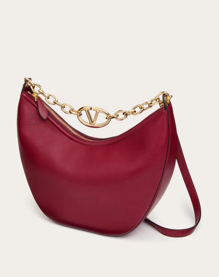 Valentino Shoulder Bags Woman Vlogo Moon Medium Grainy Calfskin Hobo Bag With Chain For Woman In Clay Clay Valentino Shoulder Bags Woman Vlogo Moon Medium Grainy Calfskin Hobo Bag With Chain For Woman In Clay Clay