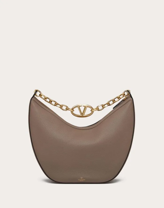 Valentino Shoulder Bags Woman Vlogo Moon Medium Grainy Calfskin Hobo Bag With Chain For Woman In Clay Clay Valentino Shoulder Bags Woman Vlogo Moon Medium Grainy Calfskin Hobo Bag With Chain For Woman In Clay Clay
