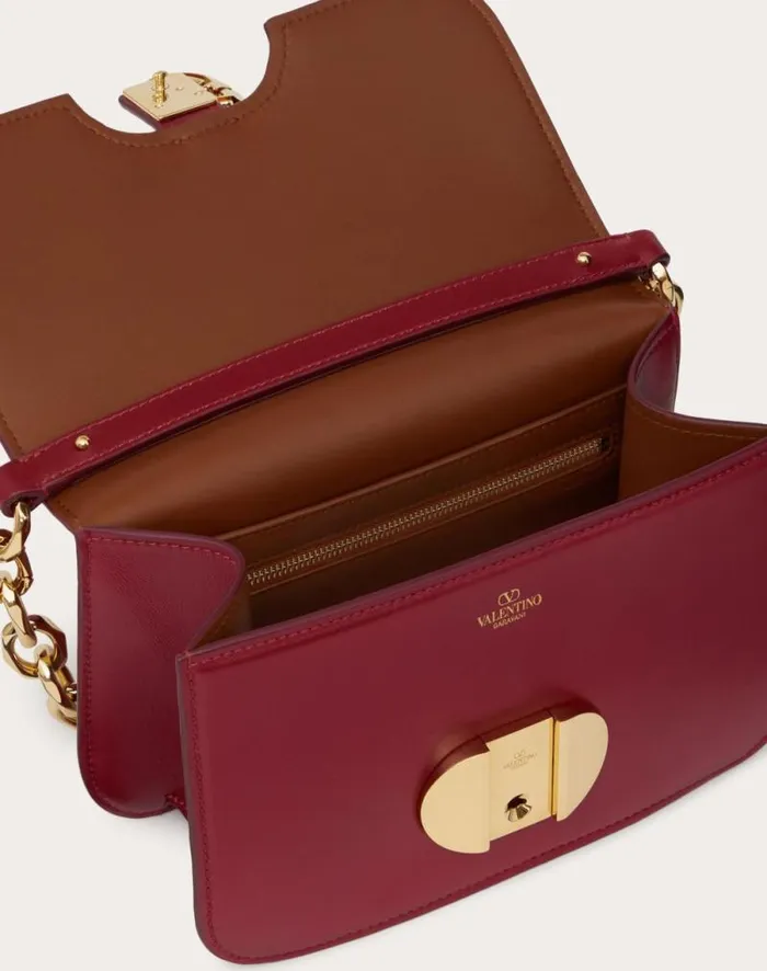 Valentino Shoulder Bags Woman Vlogo O039clock Small Nappa Leather Shoulder Bag With Chain For Woman In Dark Red Dark Red Valentino Shoulder Bags Woman Vlogo O039clock Small Nappa Leather Shoulder Bag With Chain For Woman In Dark Red Dark Red