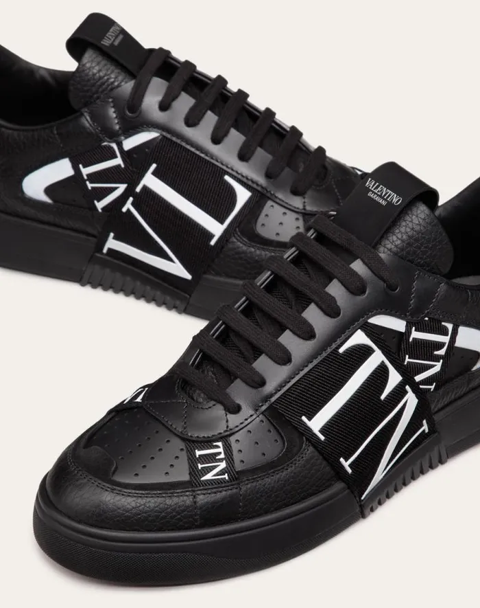 Valentino Sneakers Man Lowtop Calfskin Vl7n Sneaker With Bands For Man In Whiteicepastel Grey Whiteicepastel Grey