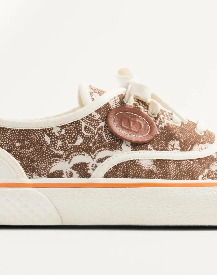 Valentino Sneakers Man Nojoke Sneaker In Voyage Imaginaire Fabric For Man In Multicolorivorycuir Multicolorivorycuir