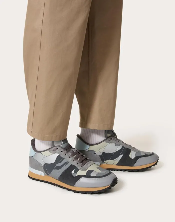 Valentino Sneakers Man Rockrunner Camouflage Sneakers In Nappa Fabric For Man In Greysilvernuage Greysilvernuage Valentino Sneakers Man Rockrunner Camouflage Sneakers In Nappa Fabric For Man In Greysilvernuage Greysilvernuage