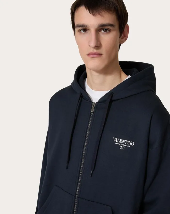 Valentino Tshirts And Sweatshirts Man Cotton Sweatshirt With Hood Zipper And Valentino Print For Man In Navywhite Navywhite Valentino Tshirts And Sweatshirts Man Cotton Sweatshirt With Hood Zipper And Valentino Print For Man In Navywhite Navywhite