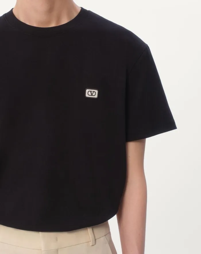 Valentino Tshirts And Sweatshirts Man Cotton Tshirt With Vlogo Patch For Man In Black Black Valentino Tshirts And Sweatshirts Man Cotton Tshirt With Vlogo Patch For Man In Black Black