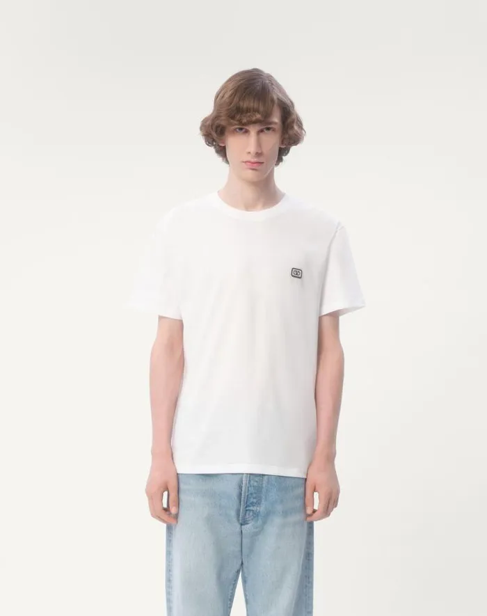 Valentino Tshirts And Sweatshirts Man Cotton Tshirt With Vlogo Patch For Man In Black Black Valentino Tshirts And Sweatshirts Man Cotton Tshirt With Vlogo Patch For Man In Black Black