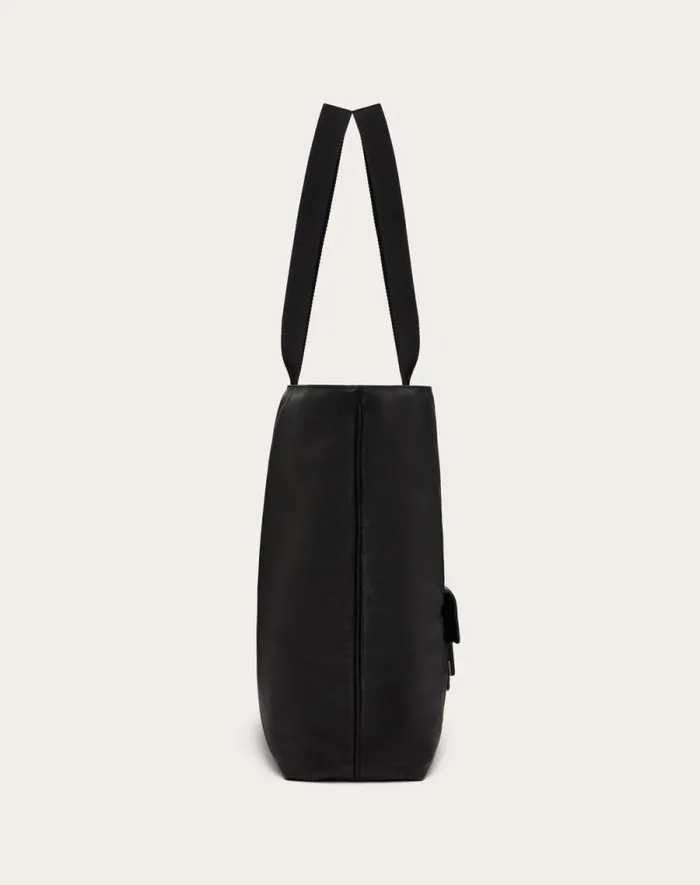 Valentino Totes Man Valentino Garavani Noir Nappa Leather Shopper For Man In Black Black Valentino Totes Man Valentino Garavani Noir Nappa Leather Shopper For Man In Black Black