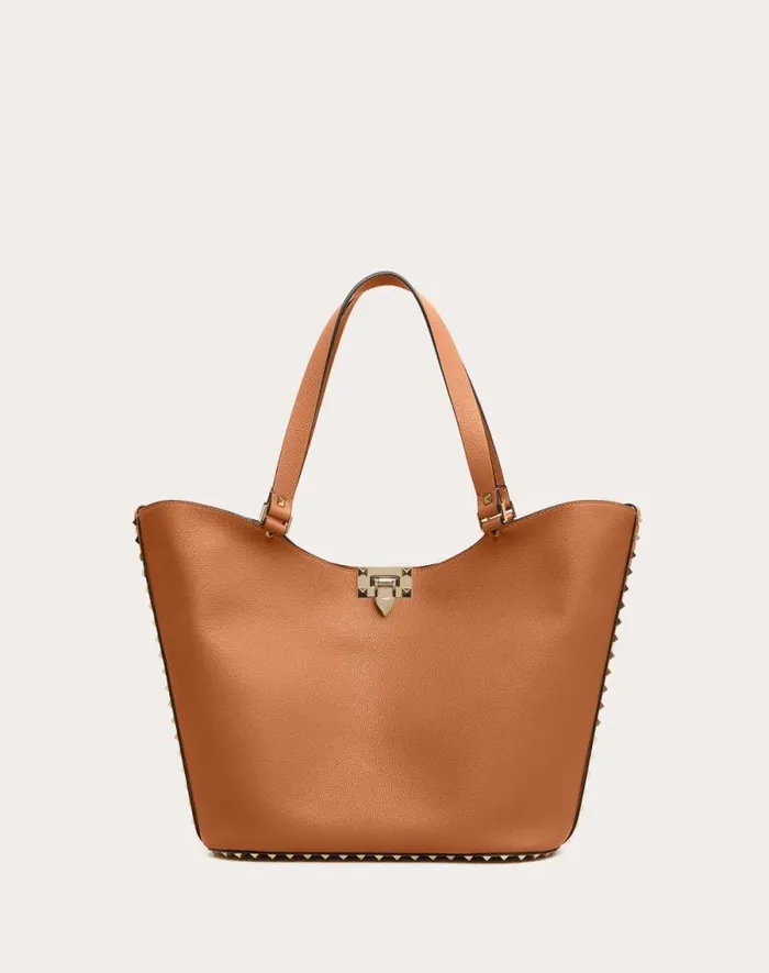 Valentino Totes Woman Valentino Garavani Rockstud Shopping Bag In Grainy Calfskin For Woman In Almond Almond Valentino Totes Woman Valentino Garavani Rockstud Shopping Bag In Grainy Calfskin For Woman In Almond Almond