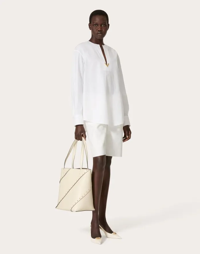 Valentino Totes Woman Valentino Garavani Valentino Garavani Rockstud Wispy Shopping Bag In Calfskin For Woman In Ivory Ivory Valentino Totes Woman Valentino Garavani Valentino Garavani Rockstud Wispy Shopping Bag In Calfskin For Woman In Ivory Ivory