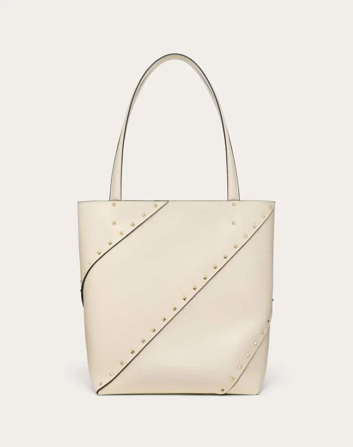 Valentino Totes Woman Valentino Garavani Valentino Garavani Rockstud Wispy Shopping Bag In Calfskin For Woman In Ivory Ivory Valentino Totes Woman Valentino Garavani Valentino Garavani Rockstud Wispy Shopping Bag In Calfskin For Woman In Ivory Ivory