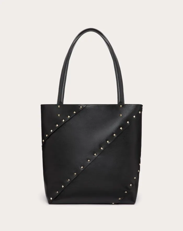 Valentino Totes Woman Valentino Garavani Valentino Garavani Rockstud Wispy Shopping Bag In Calfskin For Woman In Ivory Ivory Valentino Totes Woman Valentino Garavani Valentino Garavani Rockstud Wispy Shopping Bag In Calfskin For Woman In Ivory Ivory