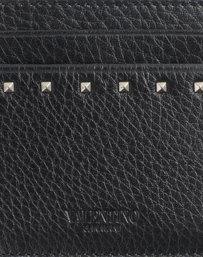 Valentino Wallets And Small Leather Goods Man Rockstud Grainy Calfskin Cardholder For Man In Black Black Valentino Wallets And Small Leather Goods Man Rockstud Grainy Calfskin Cardholder For Man In Black Black