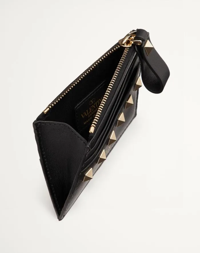 Valentino Wallets And Small Leather Goods Woman Rockstud Calfskin Cardholder With Zipper For Woman In Black Black Valentino Wallets And Small Leather Goods Woman Rockstud Calfskin Cardholder With Zipper For Woman In Black Black