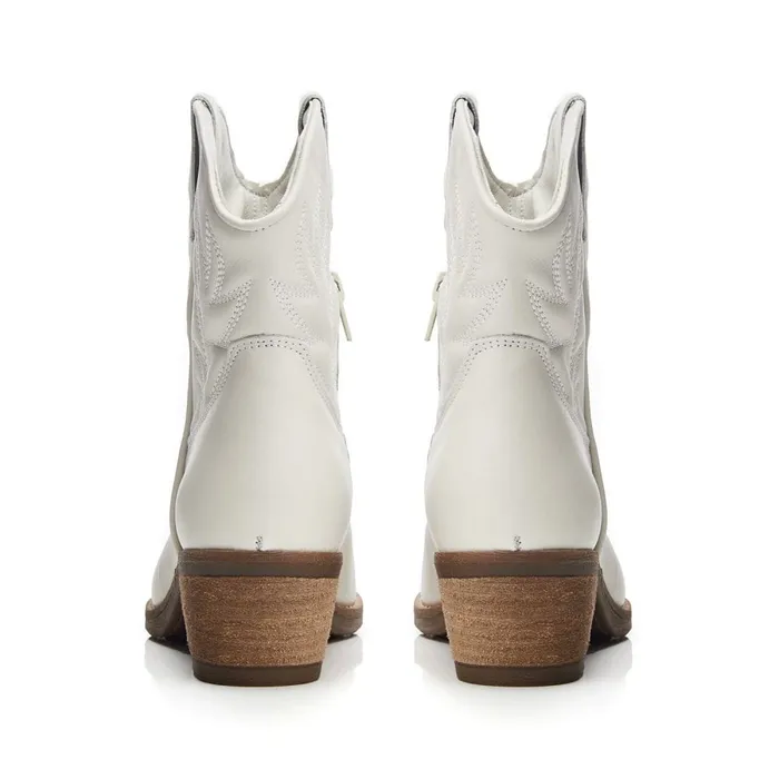 White Boots Women Moda In Pelle Bettsie Off White Leather