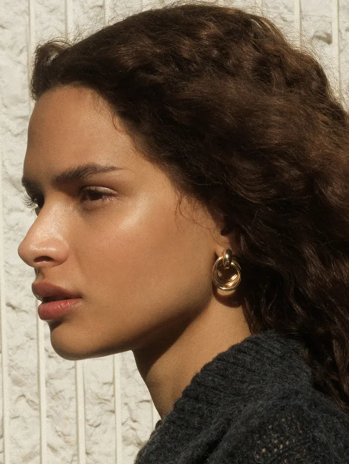 Woman Jewellery French Connection Interlocking Metal Knot Earrings Gold