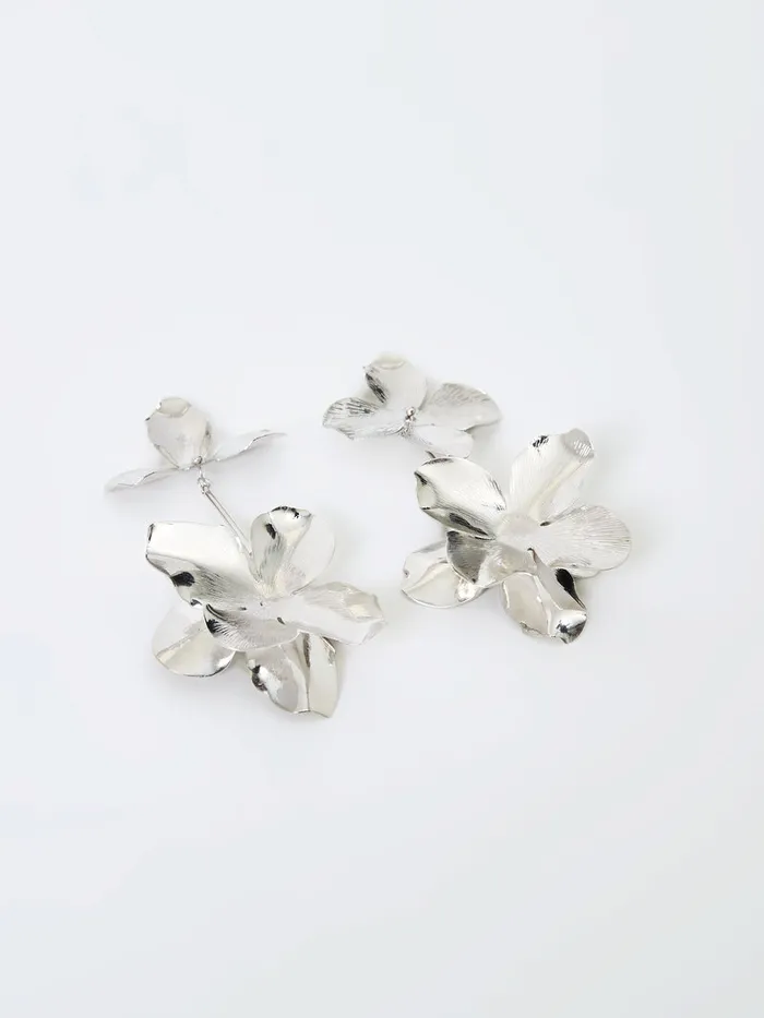 Woman Jewellery French Connection Metal Floral Drop Earrings Silver Woman Jewellery French Connection Metal Floral Drop Earrings Silver