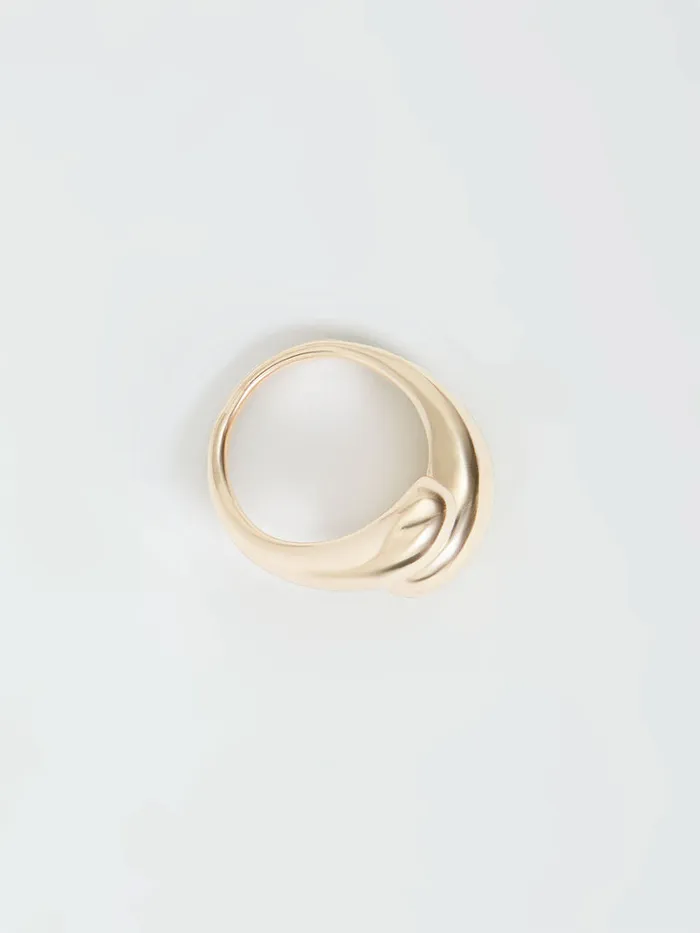 Woman Jewellery French Connection Molten Twist Ring Gold Woman Jewellery French Connection Molten Twist Ring Gold