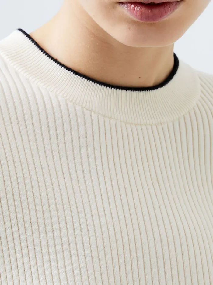 Woman Jumpers and Cardigans French Connection Mozza Short Sleeve Jumper Classic Creamblacko Woman Jumpers and Cardigans French Connection Mozza Short Sleeve Jumper Classic Creamblacko