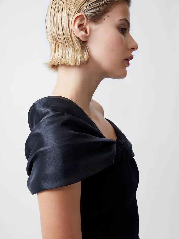 Woman Tops French Connection Noelani Asymmetrical Organza Off Shoulder Top Blackout Woman Tops French Connection Noelani Asymmetrical Organza Off Shoulder Top Blackout