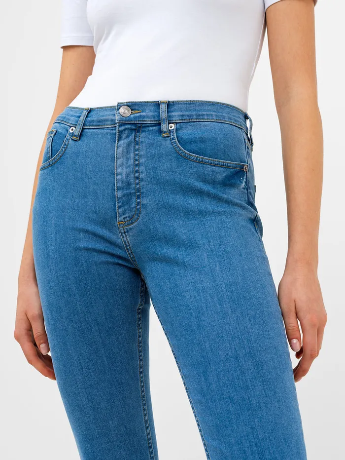Woman Trousers French Connection Soft Stretch Denim High Rise Skinny Jeans 30 Inch Light Wash Woman Trousers French Connection Soft Stretch Denim High Rise Skinny Jeans 30 Inch Light Wash