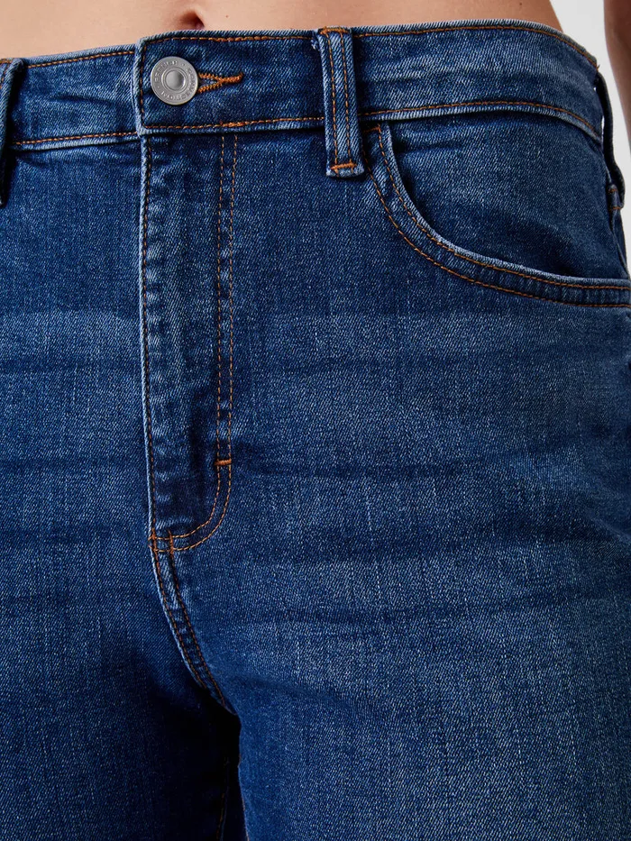 Woman Trousers French Connection Stretch Denim Bootcut Ankle Length Jeans 30 Inch Vintage Mid Wash Woman Trousers French Connection Stretch Denim Bootcut Ankle Length Jeans 30 Inch Vintage Mid Wash