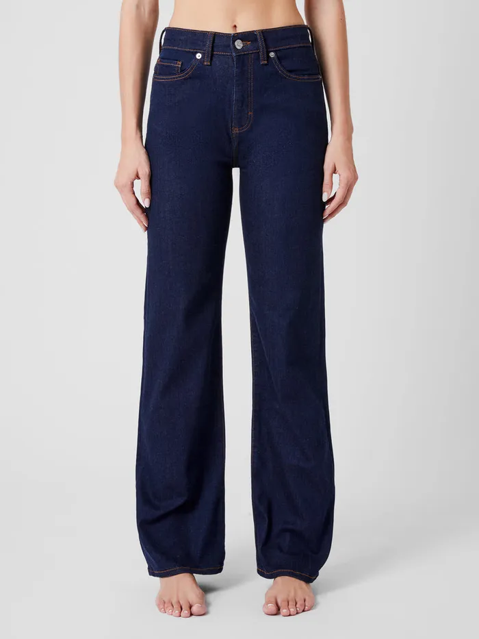 Woman Women039s Winter Outfits French Connection Stretch Denim Wide Flare Full Length Jeans 34 Inch Clean Indigo Woman Women039s Winter Outfits French Connection Stretch Denim Wide Flare Full Length Jeans 34 Inch Clean Indigo