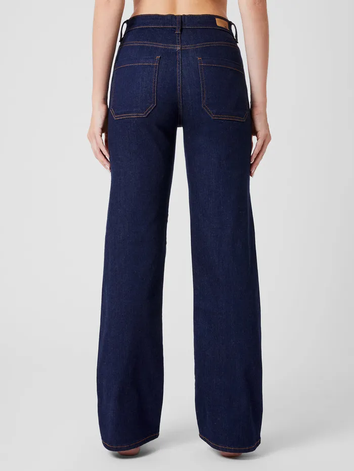 Woman Women039s Winter Outfits French Connection Stretch Denim Wide Flare Full Length Jeans 34 Inch Clean Indigo Woman Women039s Winter Outfits French Connection Stretch Denim Wide Flare Full Length Jeans 34 Inch Clean Indigo