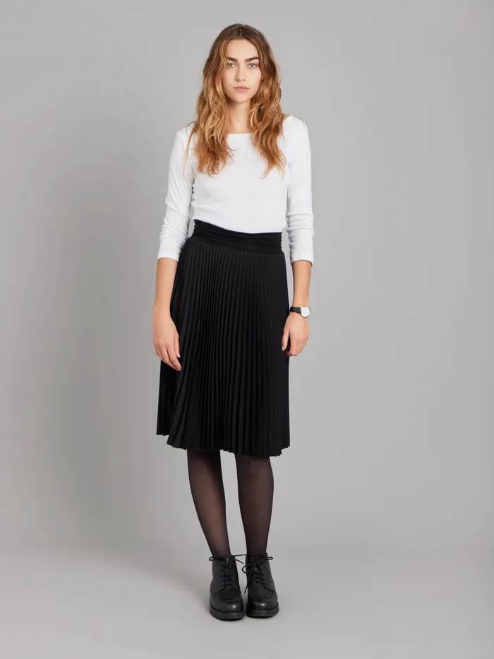 Women Agns B Skirts and Shorts Black Baa Pleated Skirt