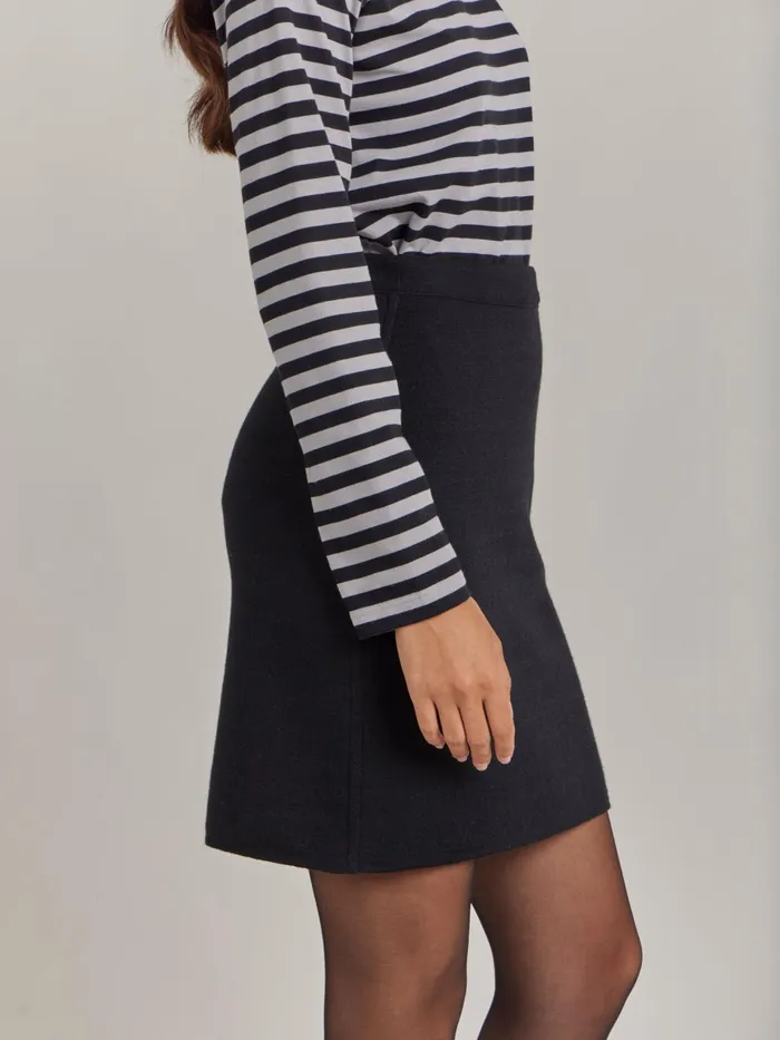 Women Agns B Skirts and Shorts Black Merino Wool Reversible Skirt