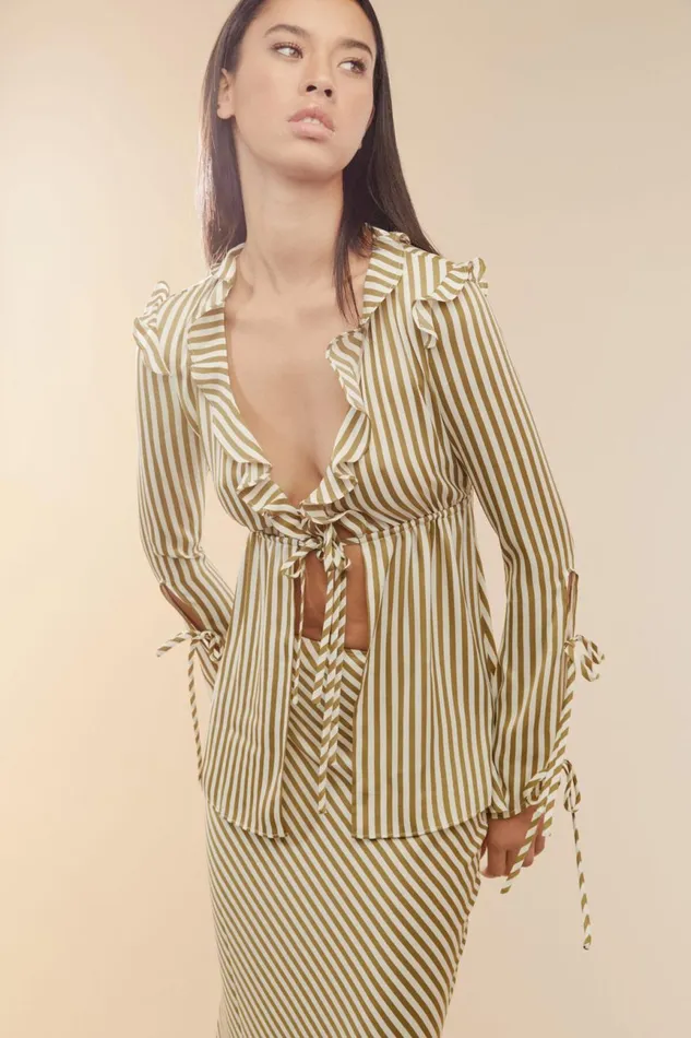 Women Bardot Party Tops Dhalia Frill Blouse In Green Str Green Str