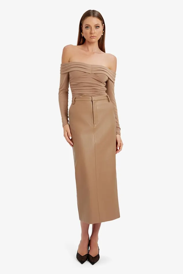 Women Bardot Party Tops Elsa Off The Shoudler Top In Taupe Taupe Women Bardot Party Tops Elsa Off The Shoudler Top In Taupe Taupe