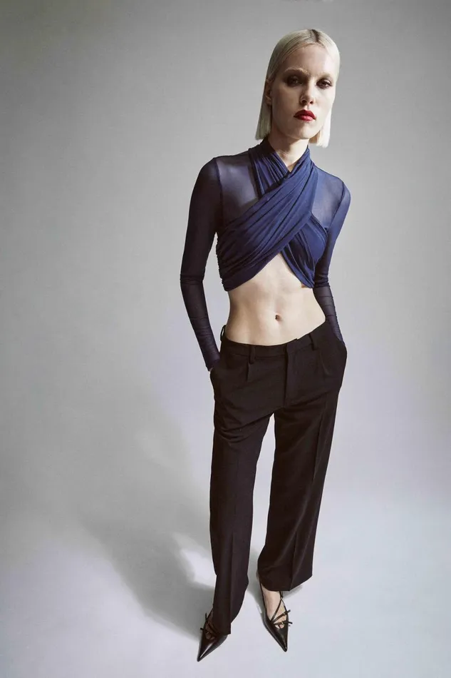 Women Bardot Shirts and Blouses Aliyah Top In Navy Navy