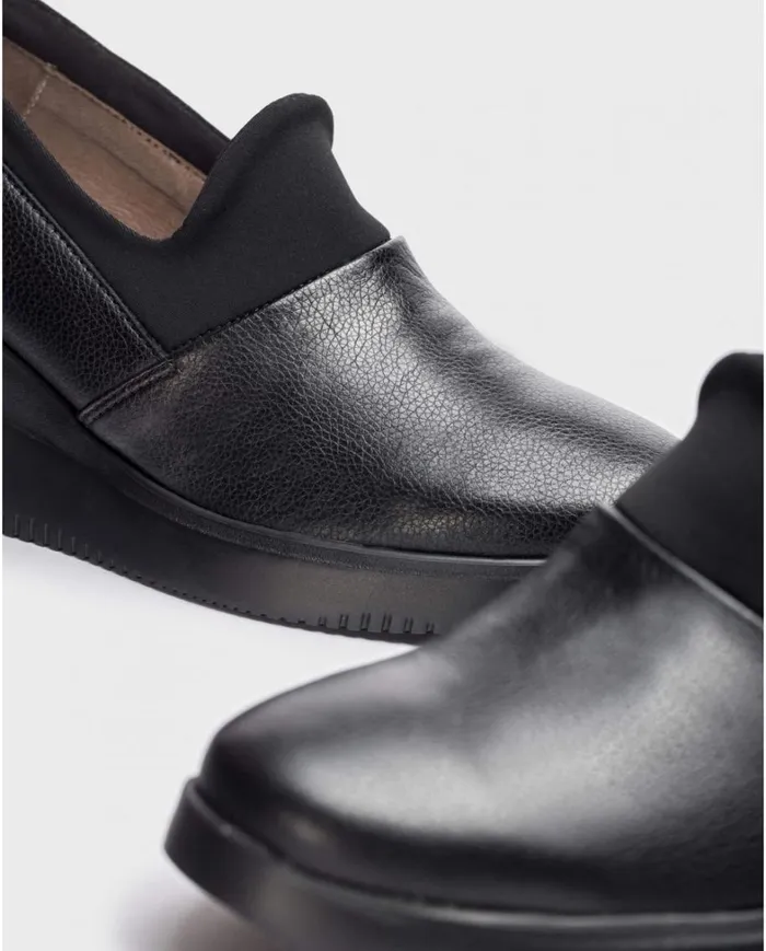 Women Black BABI Sneaker Wonders Platforms