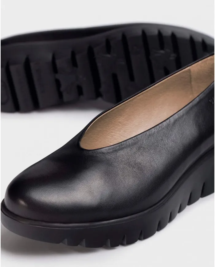 Women Black FLY Shoe Wonders Wedges Women Black FLY Shoe Wonders Wedges