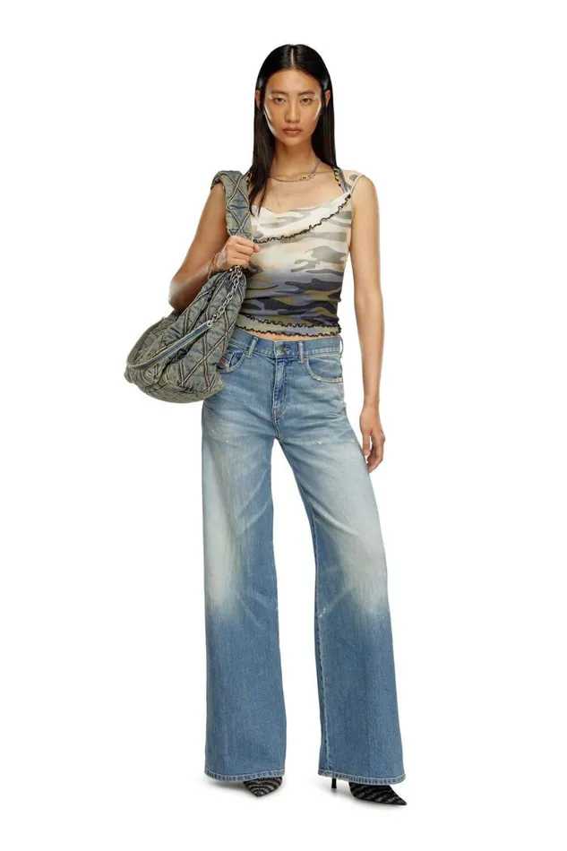Women Diesel Jeans Flare Jeans 1978 DAkemi 09J44 Medium Blue