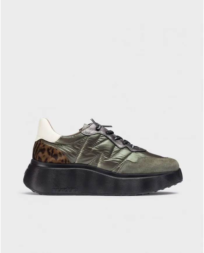 Women Green ROMA Sneaker Wonders Platforms
