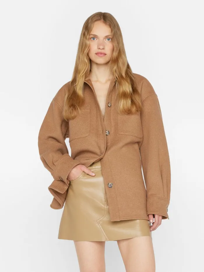 Women Jackets and Coats FRAME Oversized Trucker Shirt Jacket 8212 Light Camel Women Jackets and Coats FRAME Oversized Trucker Shirt Jacket 8212 Light Camel