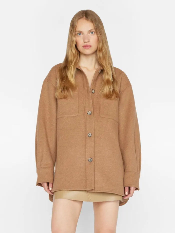 Women Jackets and Coats FRAME Oversized Trucker Shirt Jacket 8212 Light Camel Women Jackets and Coats FRAME Oversized Trucker Shirt Jacket 8212 Light Camel