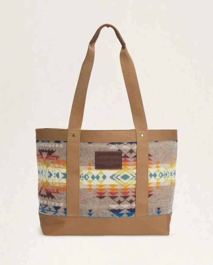 WomenMen HIGHLAND PEAK ZIP TOTE Tan Multi Pendleton Totes
