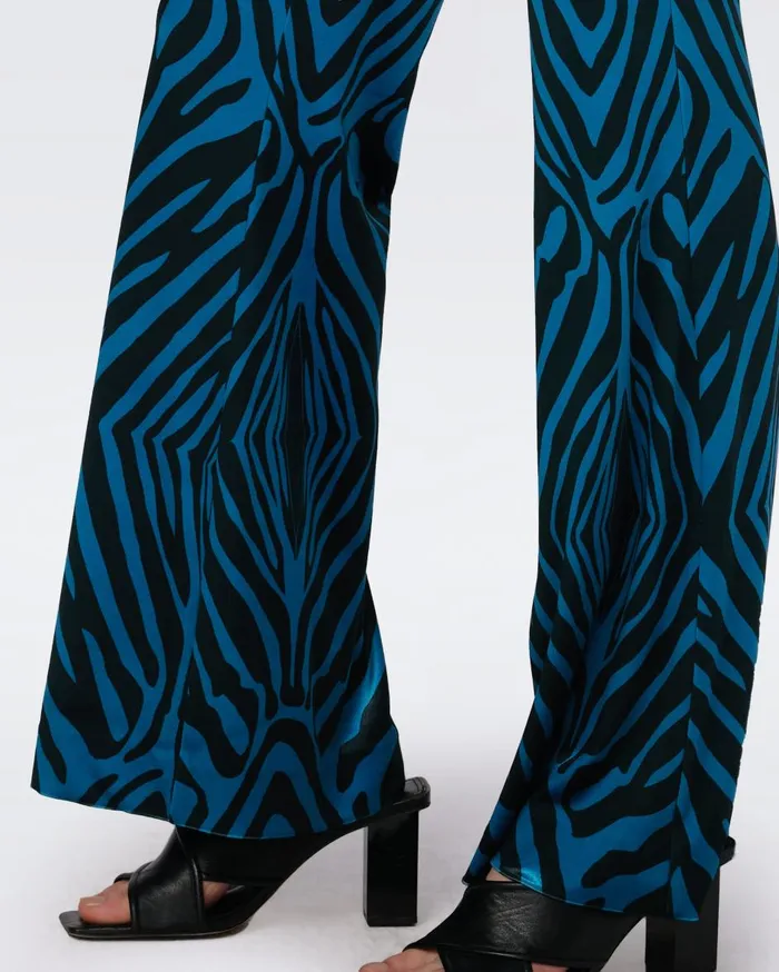 Women Ruthette Velvet Pants Huge Zebra Blue DVF Pants and Shorts