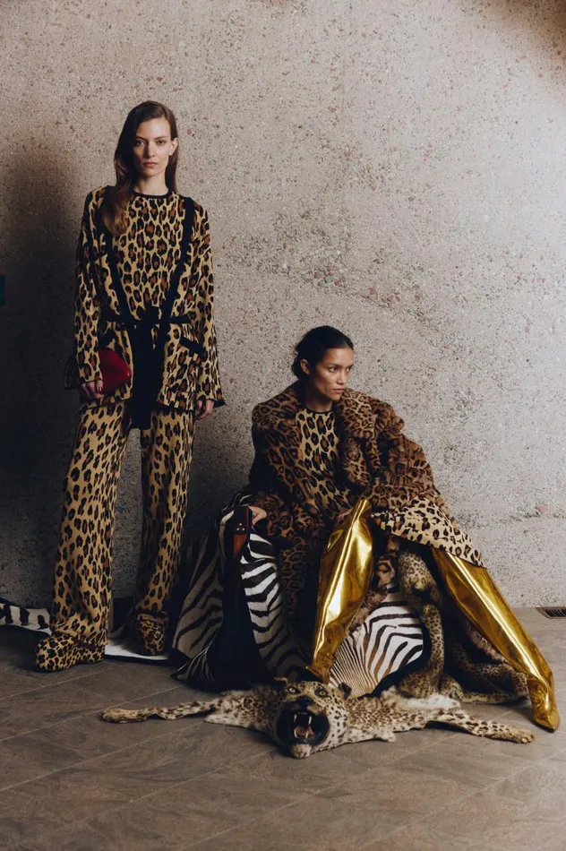 Women Simon Miller Bubble Clogs Haircalf Platform Bubble Clog In Cheetah Scramble Calf Hair Women Simon Miller Bubble Clogs Haircalf Platform Bubble Clog In Cheetah Scramble Calf Hair