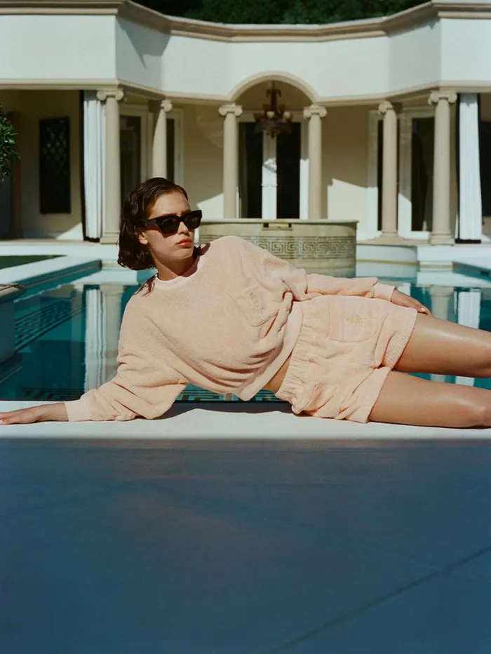 Women Sweaters FRAME Ritz Women039s Terry Cropped Sweatshirt 8212 Ritz Pink Women Sweaters FRAME Ritz Women039s Terry Cropped Sweatshirt 8212 Ritz Pink