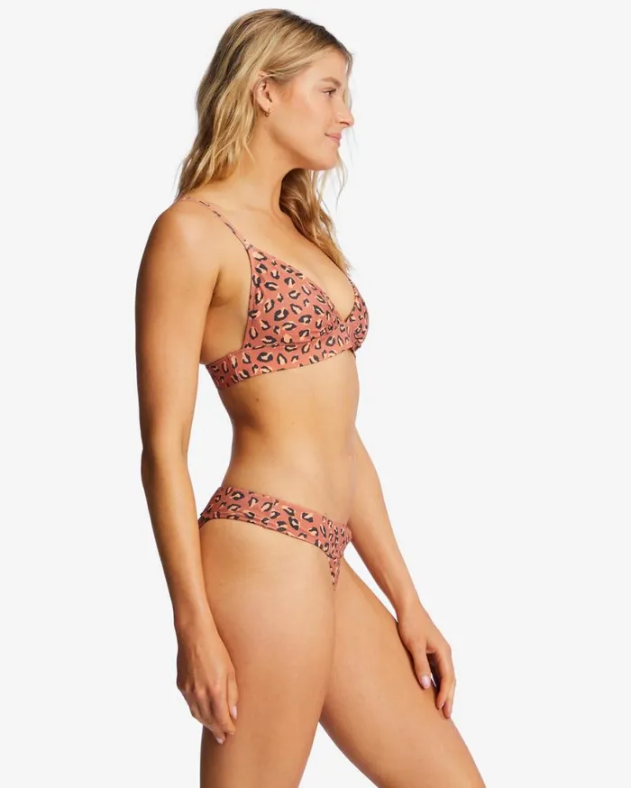Womens ADiv Skimpy Bikini Bottoms Kiss The Earth Billabong Bikini Bottoms Womens ADiv Skimpy Bikini Bottoms Kiss The Earth Billabong Bikini Bottoms