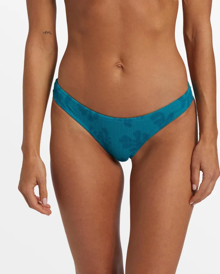 Womens Coral Gardeners Cocoa Low Waist Bikini Bottoms Emerald Green Billabong Bikini Bottoms Womens Coral Gardeners Cocoa Low Waist Bikini Bottoms Emerald Green Billabong Bikini Bottoms