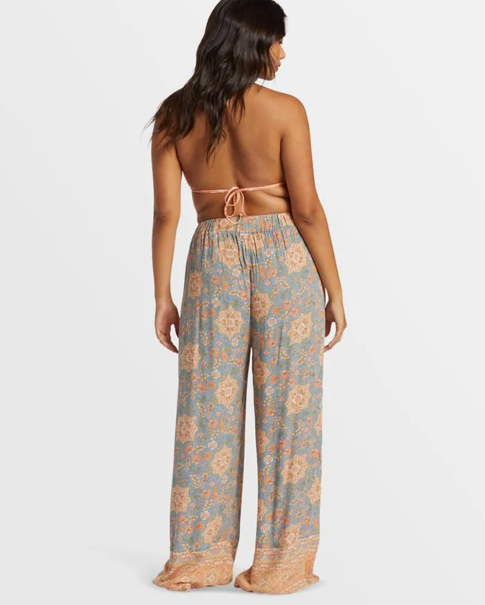 Womens Follow Me 2 Elastic Waist Pants Western Sky Billabong Jeans and Pants Womens Follow Me 2 Elastic Waist Pants Western Sky Billabong Jeans and Pants